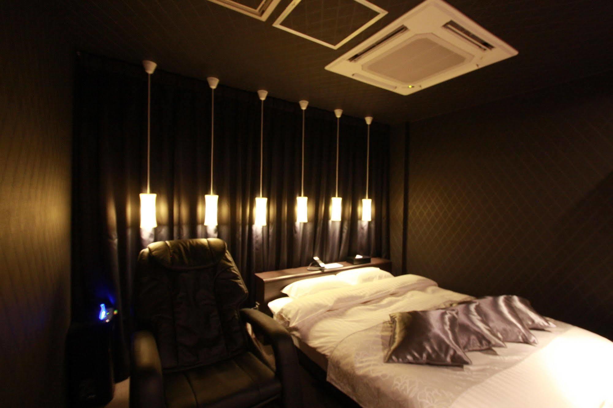 Hotel Edoyado (Adults Only) Tokyo Exterior photo